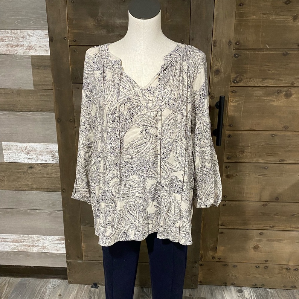 Size L paisley print long sleeve tunic